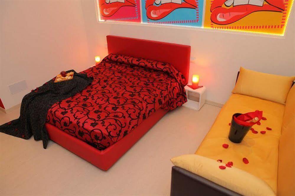 Chroma Suites Экстерьер фото